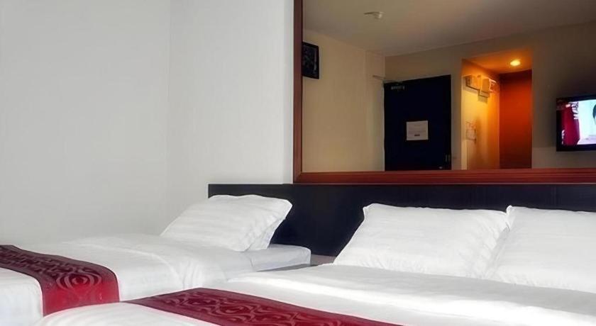 Goldenhill Hotel Kota Kinabalu Exterior foto